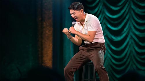 Ronny Chieng: Love To Hate It